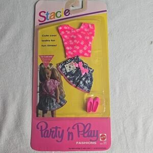 Barbie Stacie Party 'n Play Fashions Outfit Pink Top Jean Skirt Shoes VTG Mattel